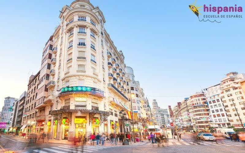 Alles, was Sie über Valencia wissen müssen. Wir sagen es Ihnen!